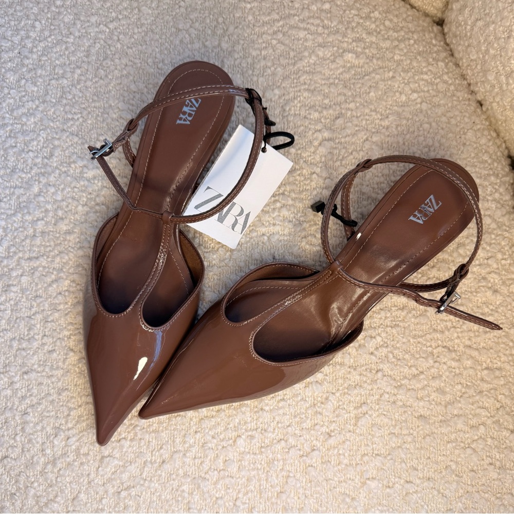 Zara Women's Tan Pointed Heels